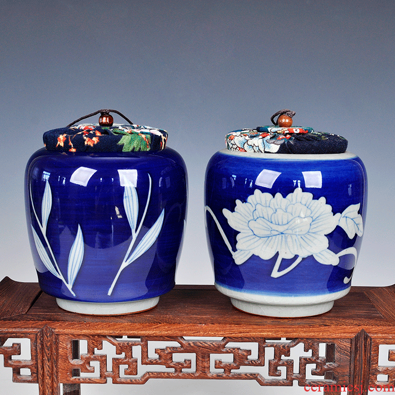 Small classic blue and white porcelain tea pot ceramic seal moisture half jins of archaize porcelain storage tank tea packaging
