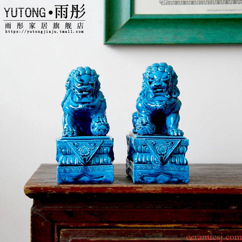 Chinese style ice crack glaze crafts are lion jingdezhen ceramics by hand home furnishing articles home decoration