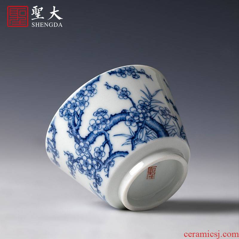 The big cup sample tea cup of pure hand - made ceramic kungfu jingdezhen blue and white uncluttered name plum flower pattern master cup tea by hand