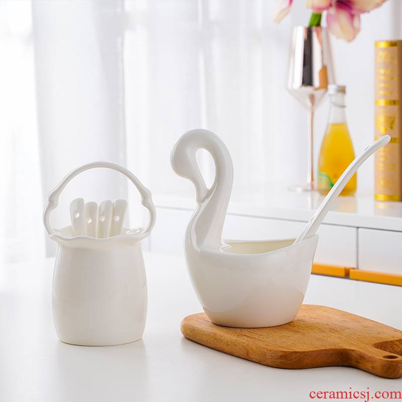 Jingdezhen porcelain ipads white swan basket kitchen shelf tableware receive a tablespoon of household ceramics with small spoon