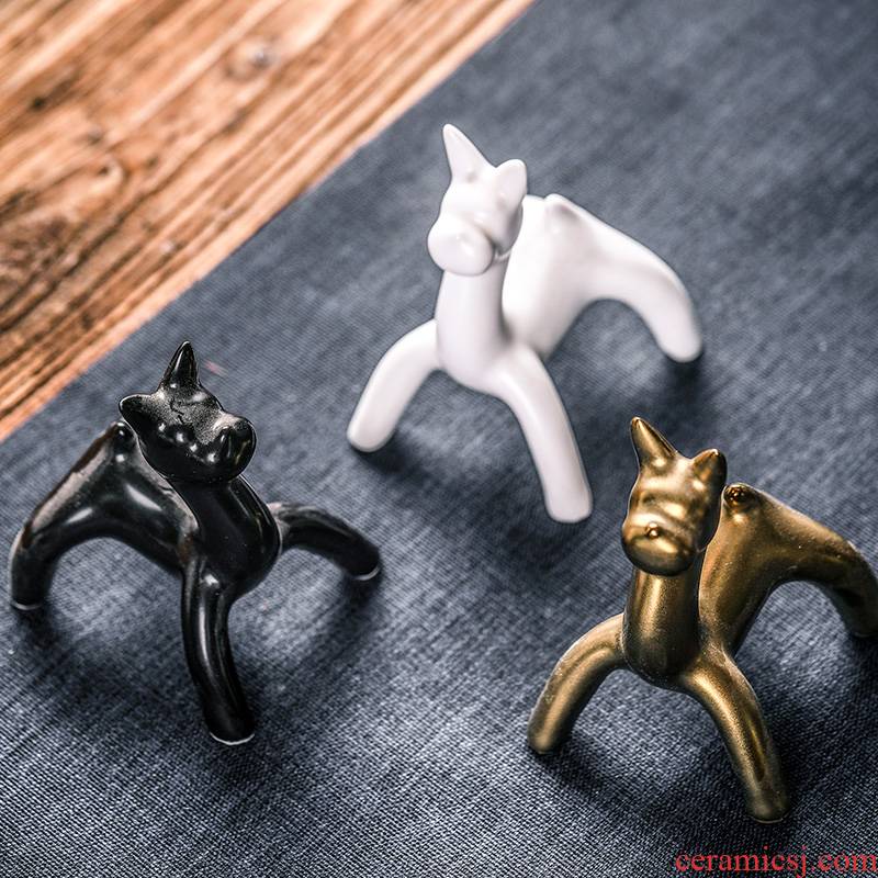 Furnishing articles pet boutique tea can keep jingdezhen ceramic creative puppy worm lucky move and tea table decoration accessories