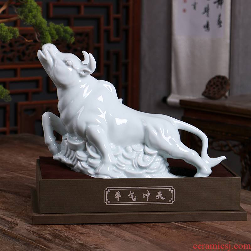An empty bottle of jingdezhen ceramic home furnishing articles 1 catty three catties 5 jins of creative Chinese zodiac cattle sealed jars with gift box