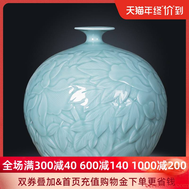 Jingdezhen ceramics vase Chinese flower arranging sitting room TV ark, furnishing articles shadow blue glaze pomegranate bottles of home decoration