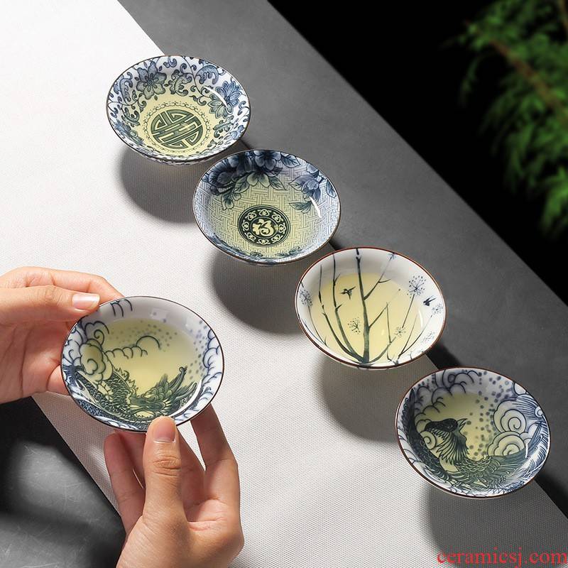 Hui shi hand - made ceramic master kung fu tea tea set tea cup, hat to single cup sample tea cup home of blue and white porcelain cup