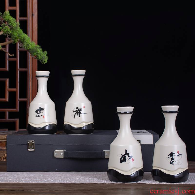 An empty bottle of jingdezhen ceramic 1 catty creative wine gift set liquor bottles household sealed flask jars