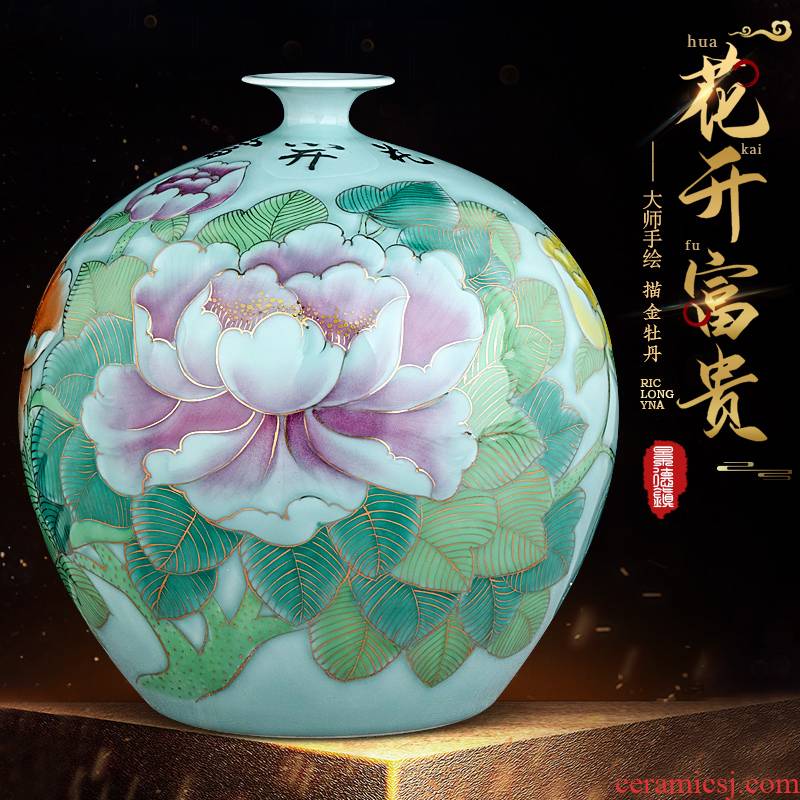 Jingdezhen ceramics hand - made paint blooming flowers vase furnishing articles of Chinese style living room home TV ark, handicraft