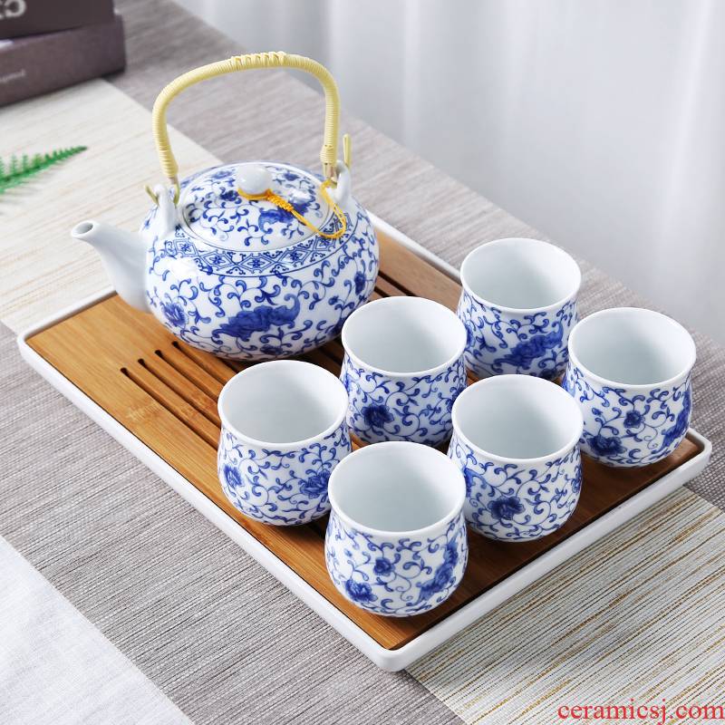 Jingdezhen ceramic tea pot of household of Chinese style suit to girder kung fu of a complete set of I and contracted teapot teacup tea tray