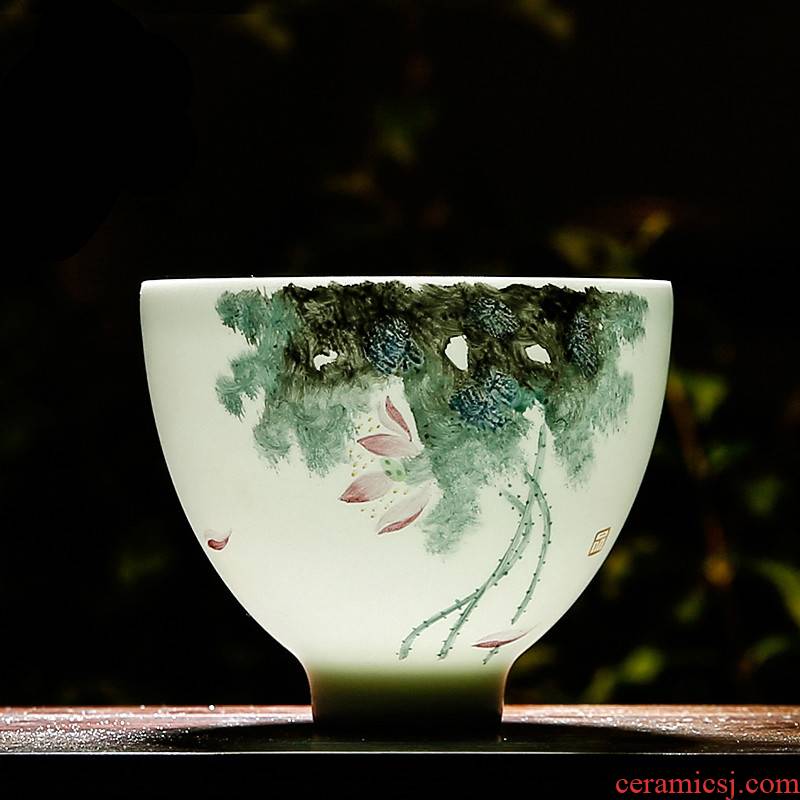 . Poly real boutique scene. Kung fu tea cups of jingdezhen ceramic tea set personal master cup single cup sample tea cup lotus S
