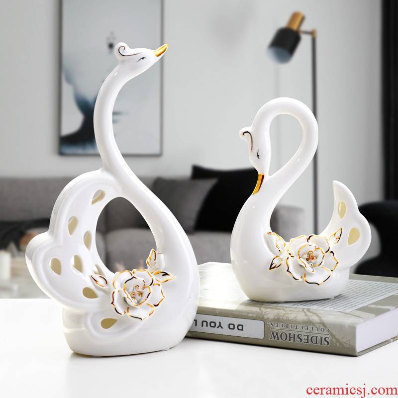 Ceramic furnishing articles wedding gift ideas sitting room place hollow - out the swan, household decoration decoration craft gift