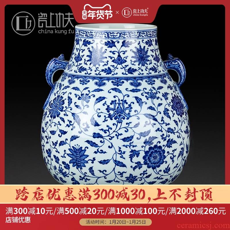 Blue and white porcelain vase of porcelain of jingdezhen ceramic vase furnishing articles sitting room of new Chinese style restoring ancient ways of archaize porcelain handicraft collection