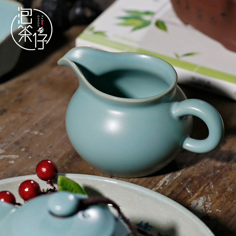 Kung fu tea tea boy your up fair keller cup tea sea separated piece can raise glass ceramic individual household