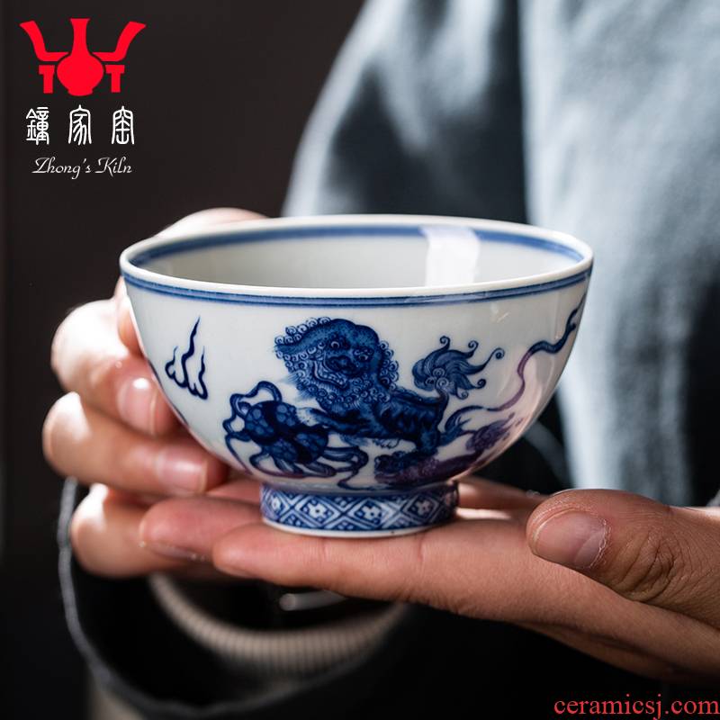 Clock kung fu tea house up with jingdezhen blue and white maintain tea pure manual lion roll silk master cup single CPU