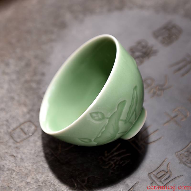 Qiao mu QYX longquan celadon kung fu tea cups ceramic sample tea cup manual master cup single CPU lotus lotus
