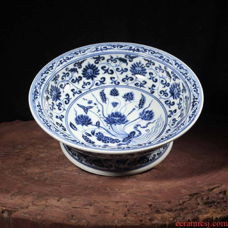 Jingdezhen hand - made antique imitation Ming xuande royal porcelain display tray was classical high - end home decoration compote