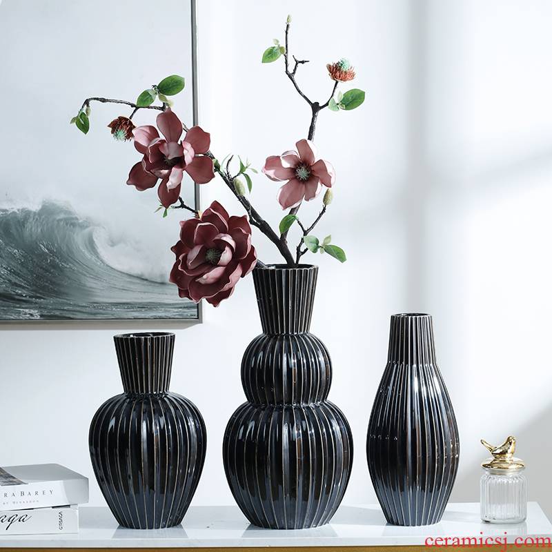 Creative light key-2 luxury black stripe convergent ceramic table model soft adornment simulation vase floral floral outraged