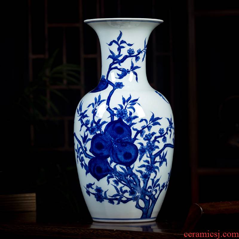 Jingdezhen ceramics archaize qianlong vase furnishing articles sitting room of Chinese style household flower arrangement of blue and white porcelain porcelain decoration