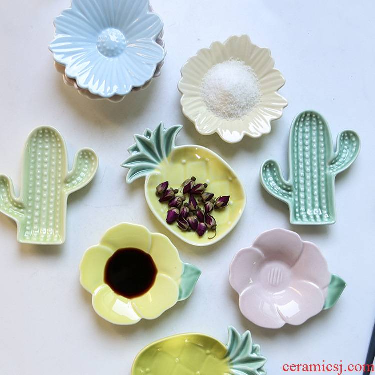 Nordic ceramic creative flavour dish flower small dishes pineapple vinegar dish of pickles sauce dish home dishes move