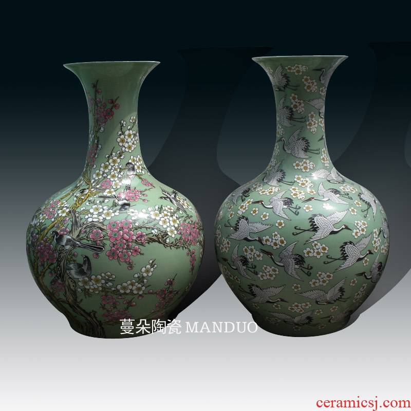 Jingdezhen, the name plum blossom put is great reward the crane bottle of Jingdezhen porcelain light decoration vase elegant porcelain vase