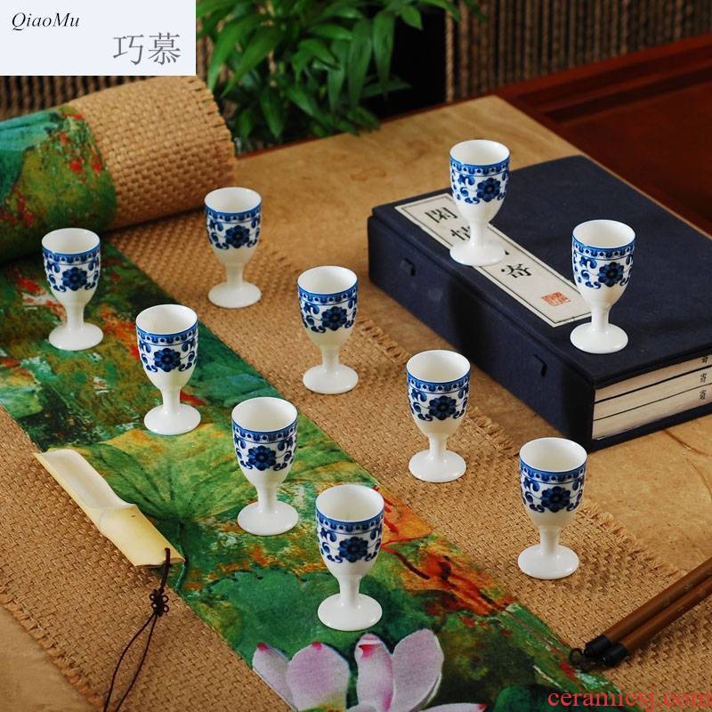 Qiao mu of jingdezhen blue and white porcelain ceramic liquor wine suits for home hip flask goblet glass kit