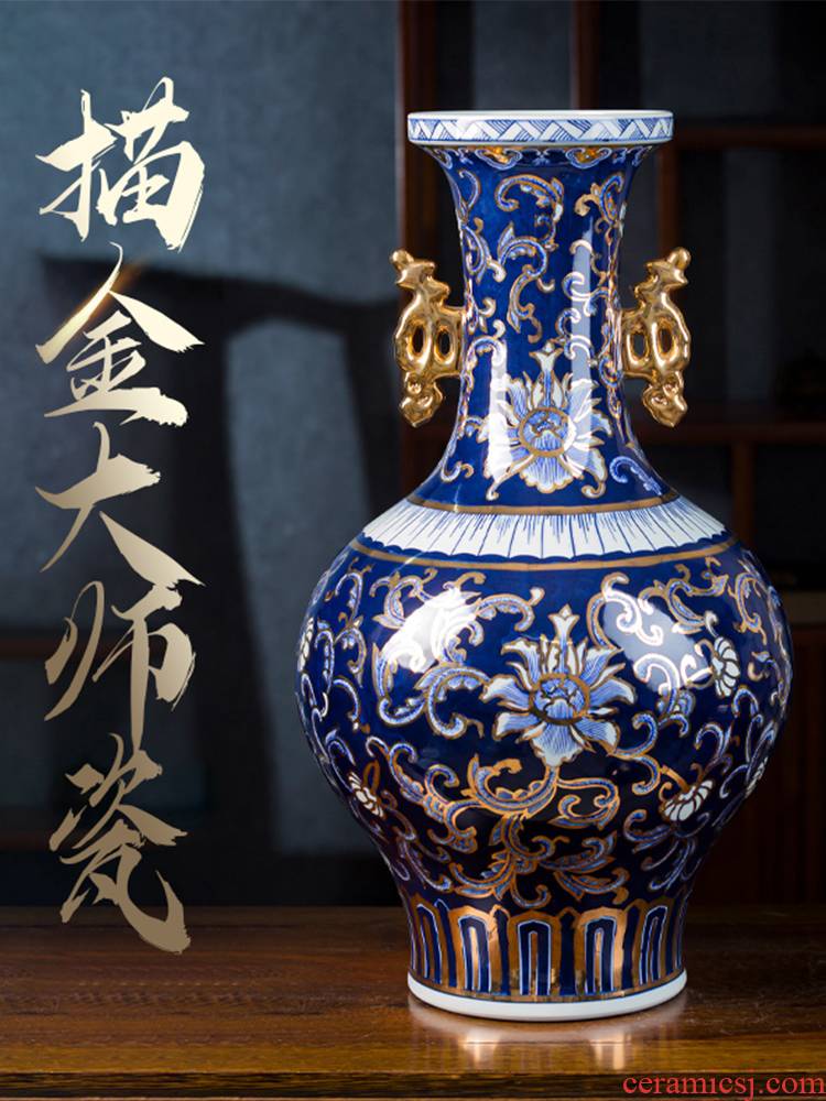 Jingdezhen ceramics ears of blue and white porcelain vase large Chinese antique hand - made paint rich ancient frame is placed in the living room