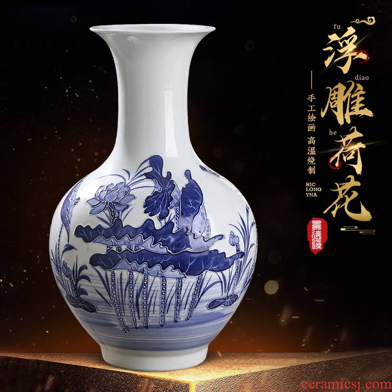 Jingdezhen ceramics hand - made reliefs of blue and white porcelain vase furnishing articles of Chinese style living room porch household flower decorations