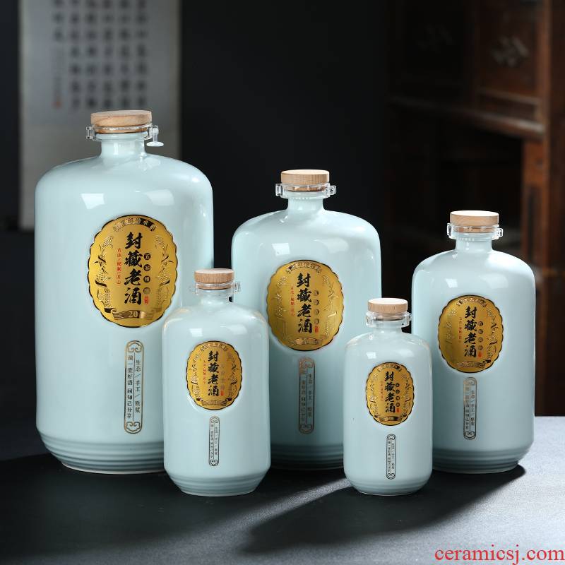 Jingdezhen ceramic bottle home remains sealed flask for wine bottle is empty 1 catty 5 jins of 10 jins creative bottles