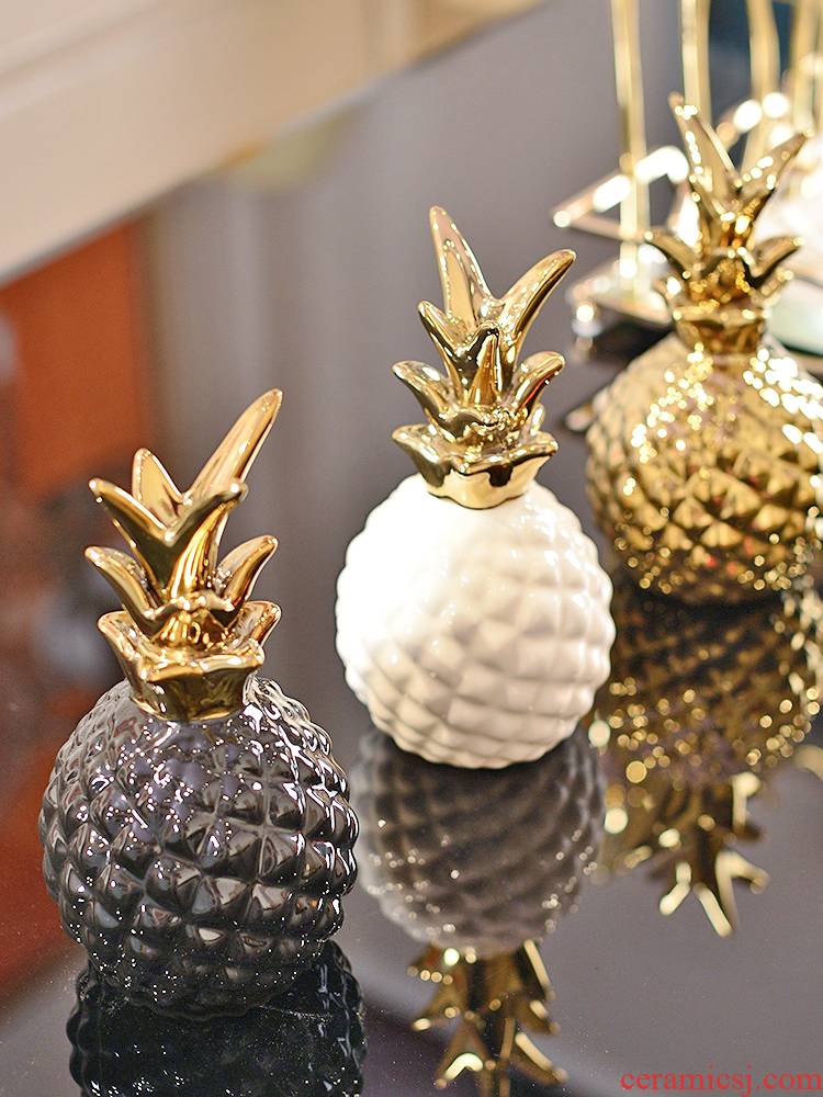 Light pineapple key-2 luxury furnishing articles contracted and I ceramic household act the role ofing is tasted creative wine desktop sitting room adornment small ornament