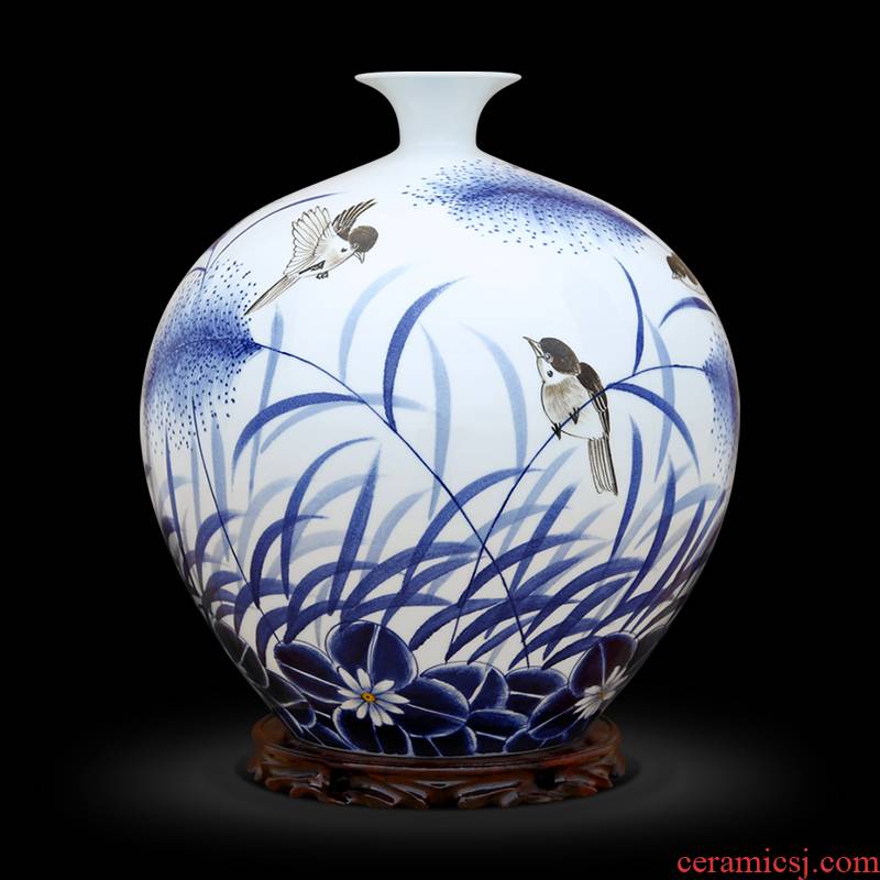 To buoyant ceramics hand - made porcelain vase