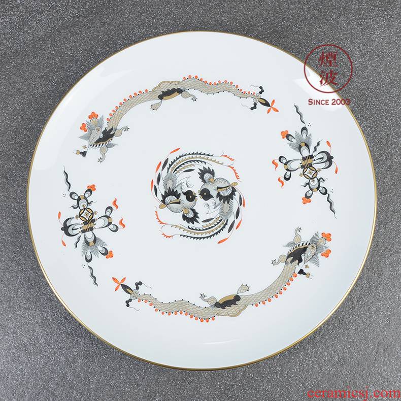 German mason MEISSEN porcelain, black royal dragon series paint alum red continental plates shallow plate of 280 mm