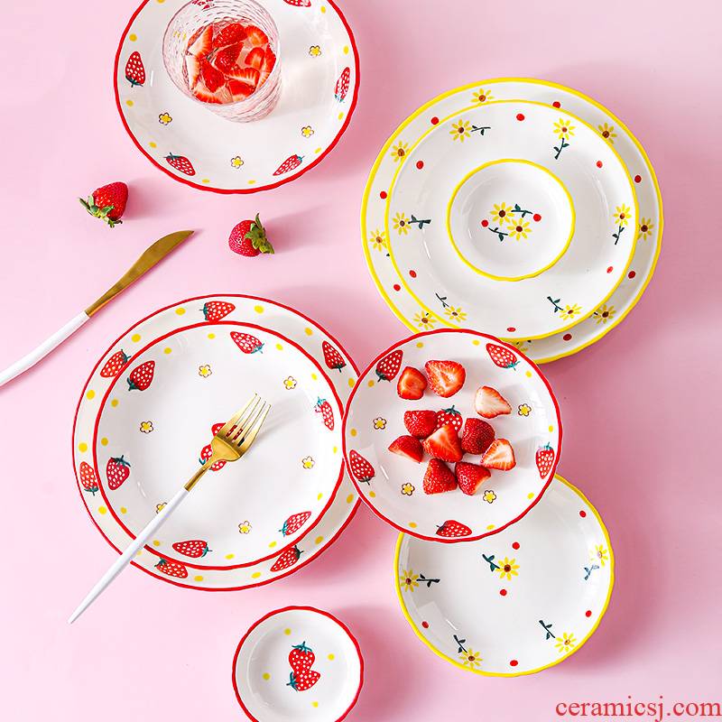 Web celebrity, lovely strawberry dish fish dish plate household creative ins breakfast dish hand - made ceramic plates