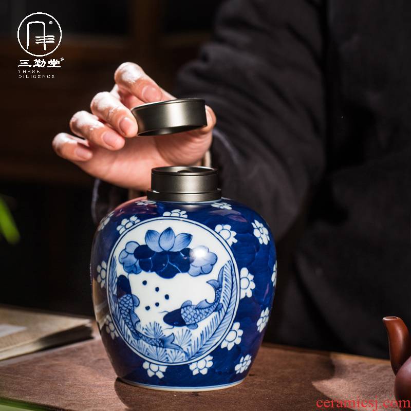 The three regular caddy fixings store receives deposit sealed as cans of jingdezhen blue and white porcelain tea POTS storehouse moisture storage tanks