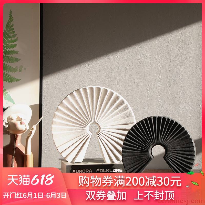 New Chinese style white fan creative furnishing articles the example room floor soft outfit ceramics handicraft decoration is I and contracted