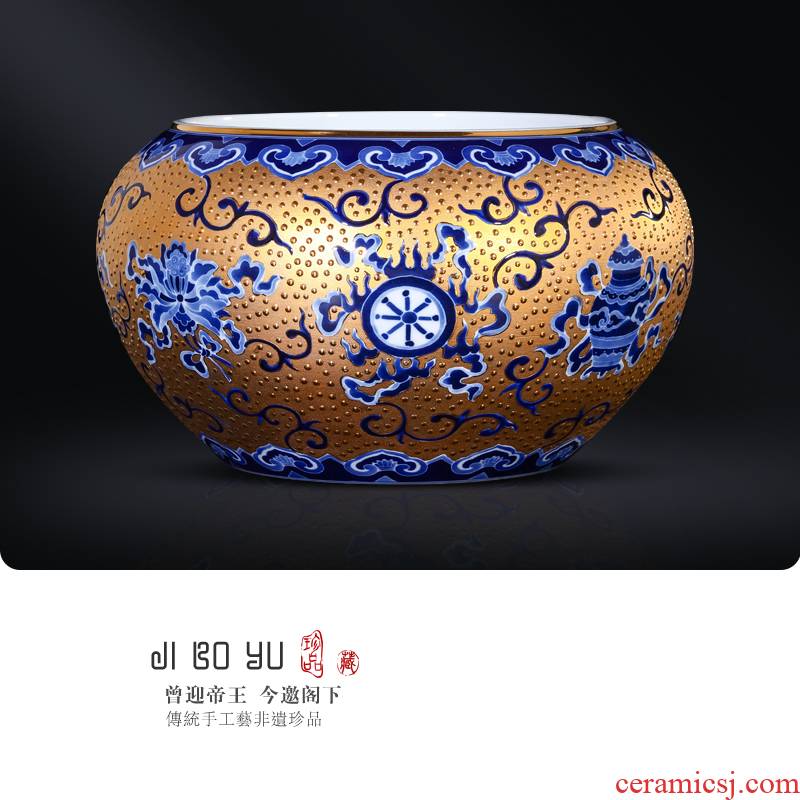 Jingdezhen ceramic antique hand - made gold furnishing articles sweet water to wash the writing brush washer from four sitting room and a study of blue and white porcelain decoration