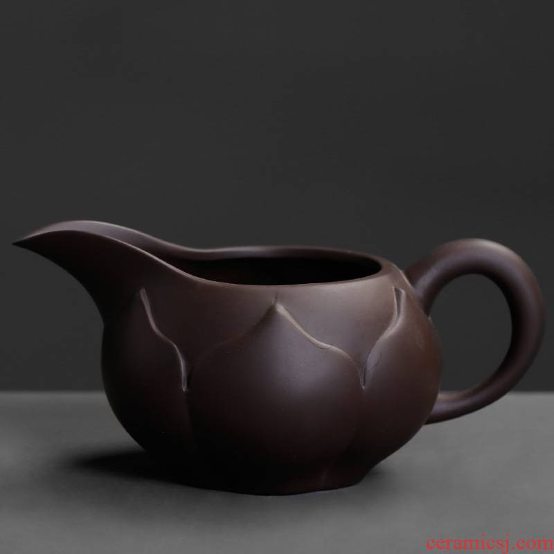 Household purple sand tea ware ceramic fair keller large points kung fu tea tea accessories fair cup of tea. A single sea