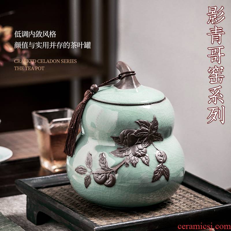 Jingdezhen shadow green elder brother up with ceramic seal caddy fixings black tea, green tea pu - erh tea bag gm caddy fixings