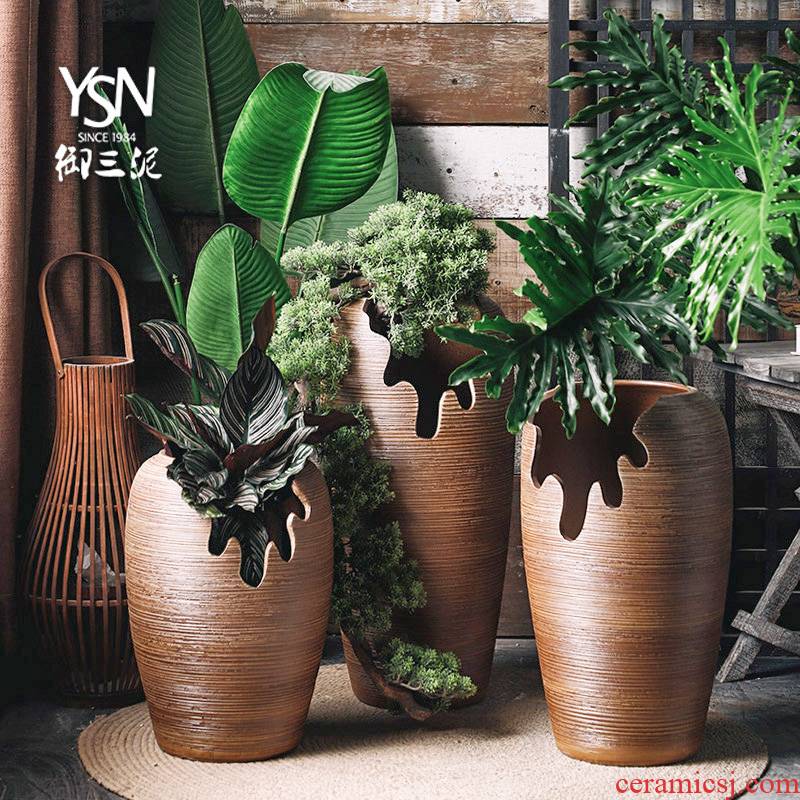 Royal three old running more meat mud POTS furnishing articles ceramic vase expressions using the open fissure abnormity brown thread landing flowerpot