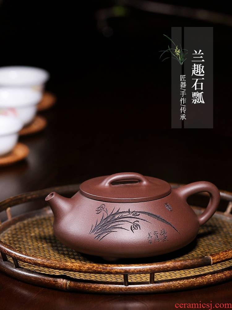 Qiao mu YH yixing undressed ore purple clay mud it pure masters all hand stone gourd ladle pot of kung fu tea set the teapot