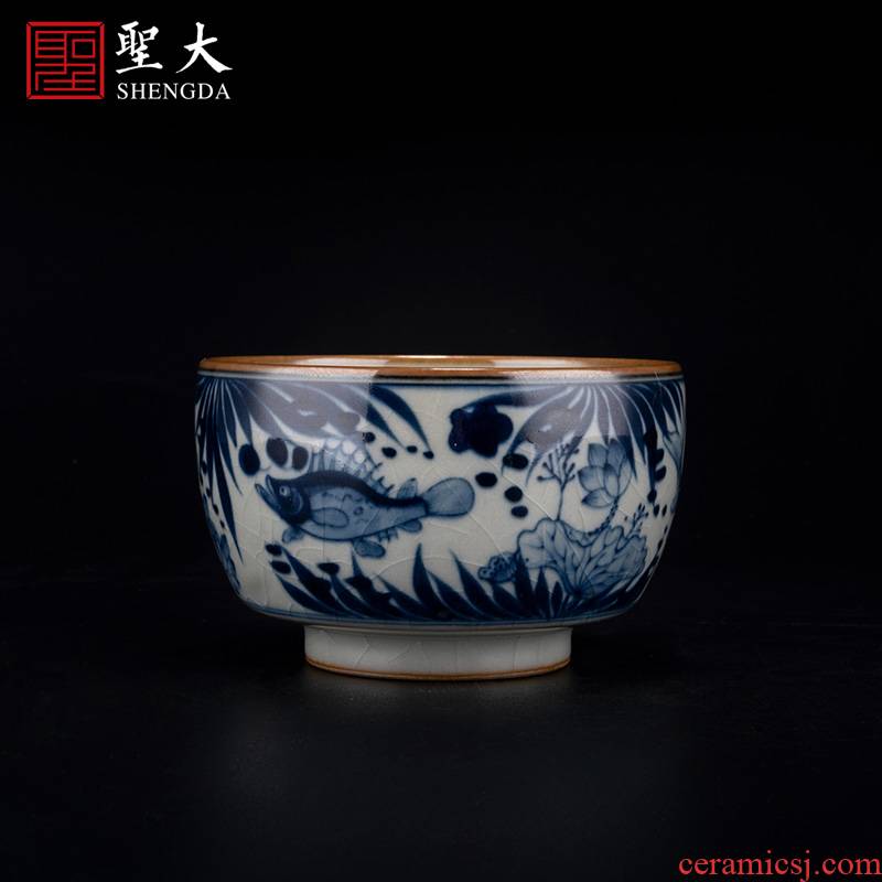 Holy big old blue and white fish and algae around branches clay grain ceramic masters cup jingdezhen pure manual hand - made kung fu tea cups