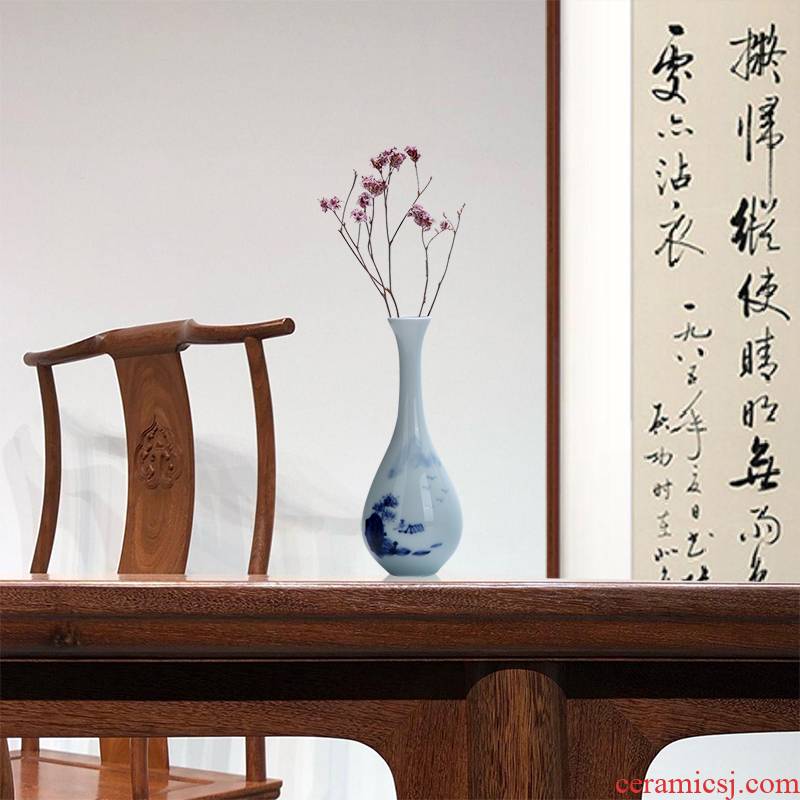 Hand made blue and white jade net bottle of home sitting room of new Chinese style flower mesa place zen ceramic vase of blue and white porcelain