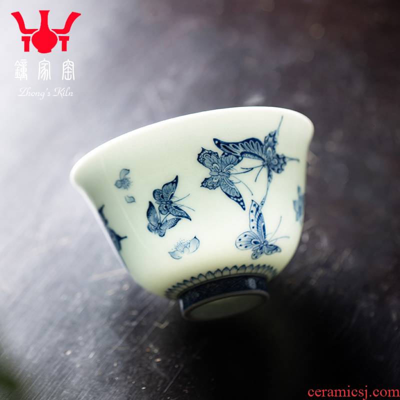 Bell up jingdezhen blue and white maintain ceramic tea set on the host CPU the draw with the butterfly figure small single cup sample tea cup
