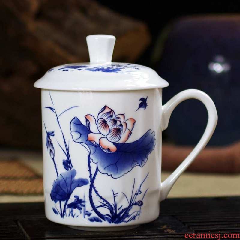 Jingdezhen ceramic cups with cover ipads China mugs blue and white porcelain office meeting gift mugs custom 500 ml