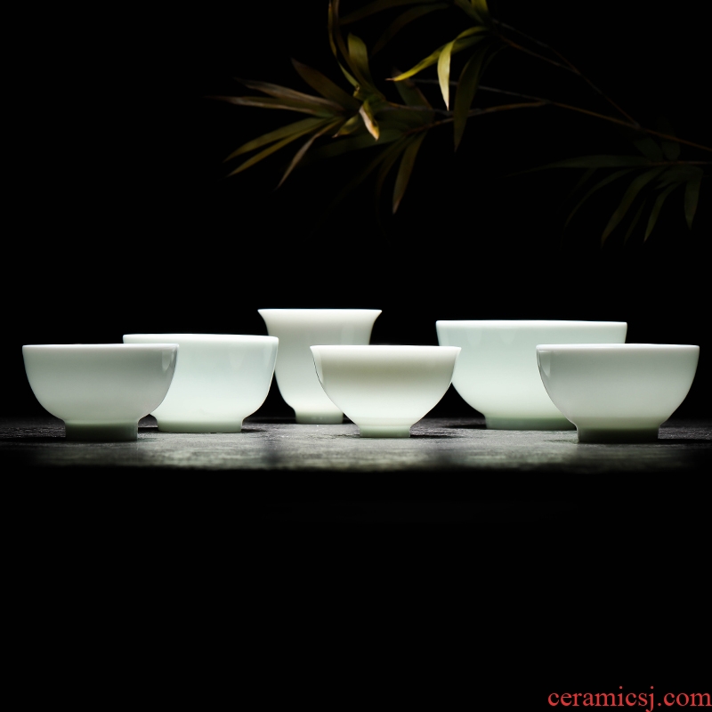 Kung fu tea cups jingdezhen ceramic masters cup single cup pure manual silhouettes green tea set individual sample tea cup a cup