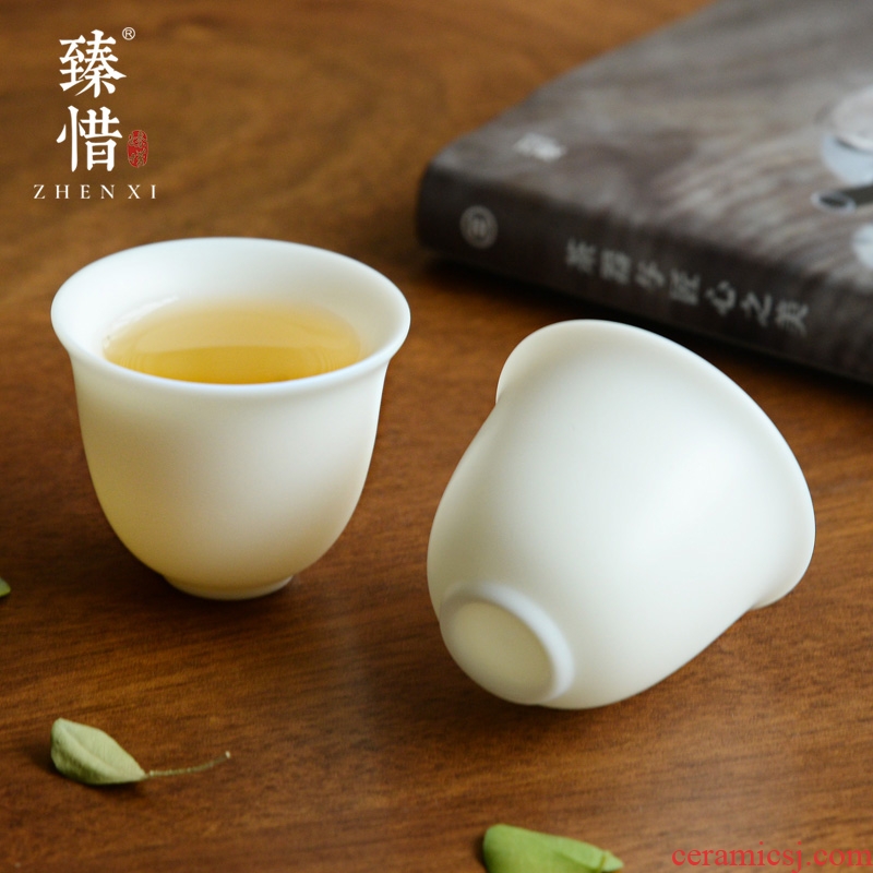 "Precious little Chinese dehua white porcelain suet jade porcelain sample tea cup by hand ceramic cups of kung fu tea master CPU