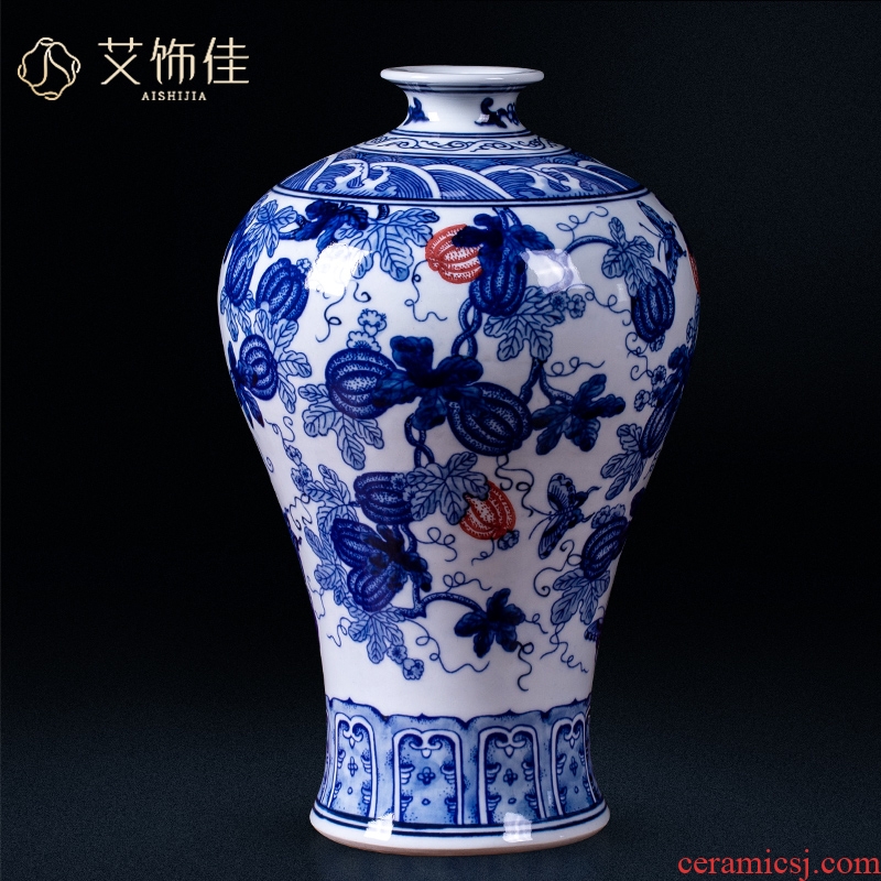 Jingdezhen ceramics by hand antique blue and white porcelain vase furnishing articles flower arranging the sitting room of Chinese style household decorative arts and crafts