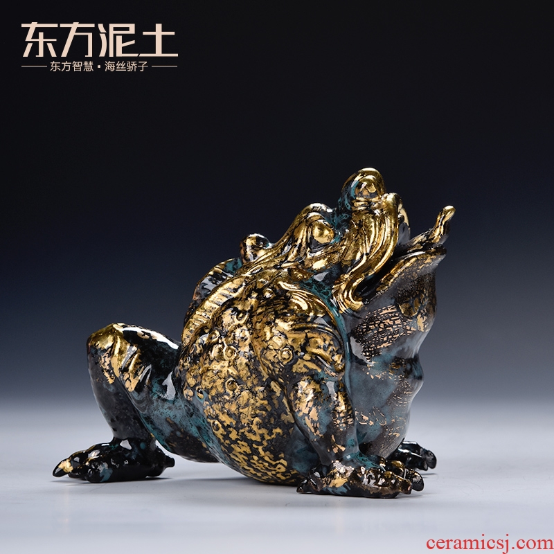 Oriental clay ceramic artisans Zhang Chang the teacher Lin works spittor bronze color series art/three feet