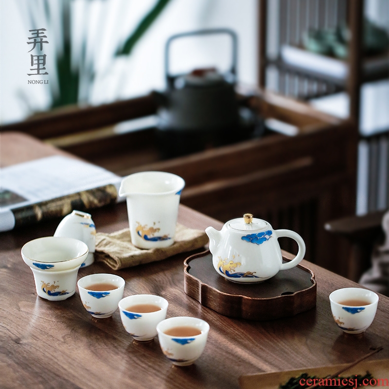 Make waves in the white porcelain tea set household contracted kung fu tea pot of a complete set of ceramic tea tureen jade porcelain cups