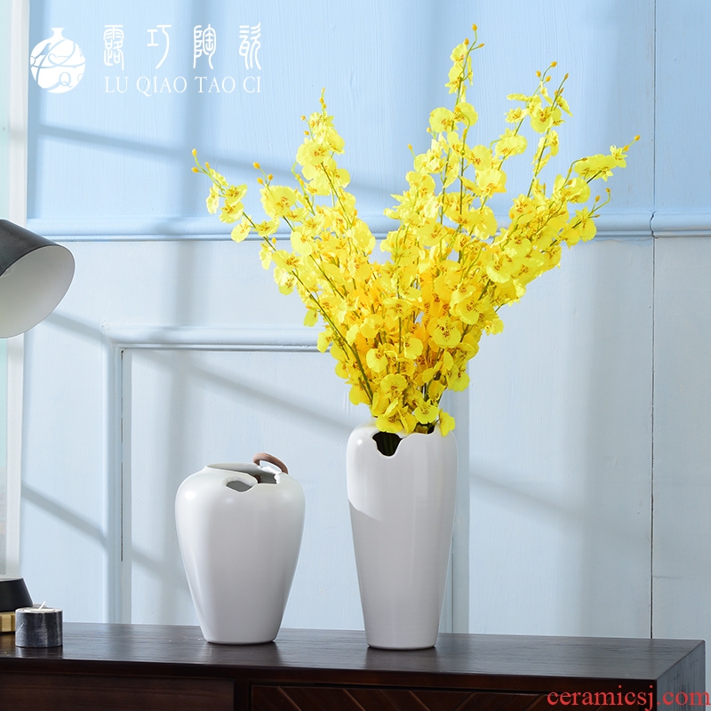 Lou qiao ou I and contracted white ceramic vase furnishing articles dried flower arranging flowers sitting room Nordic creative decoration