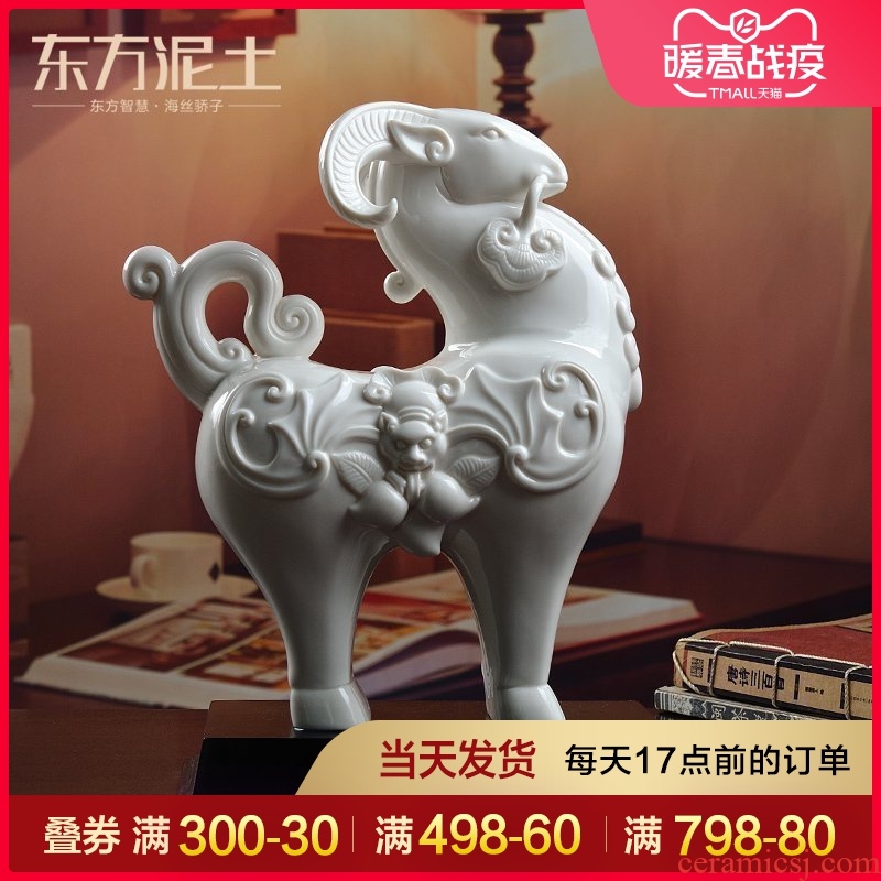 Oriental soil dehua white porcelain ceramic sheep furnishing articles home sitting room adornment business gift/three Yang kaitai