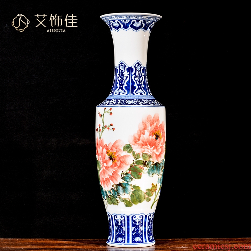 Jingdezhen ceramics powder enamel handpainted porcelain vase of large furnishing articles of new Chinese style living room TV cabinet decoration
