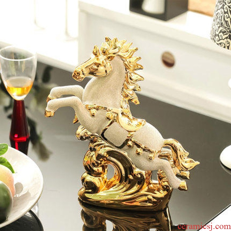 Package mail European wine home decoration decoration creative furnishing articles furnishing articles ceramic household gold - plated wedding gift horse
